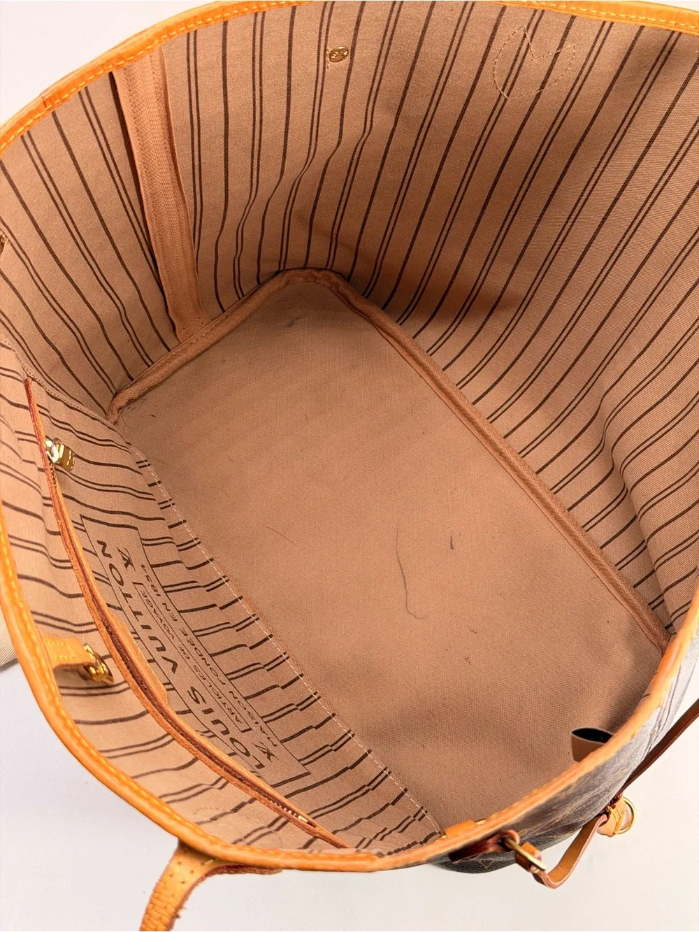 Louis Vuitton Neverfull MM Brown Canvas Monogram Tote Bag with Pouch